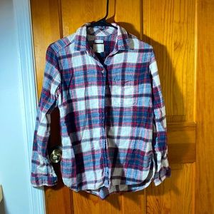 Plaid flannel long sleeve button down